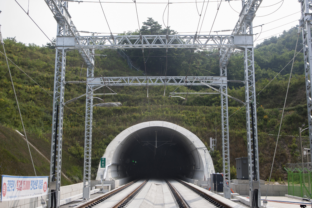 Daegwallyeong tunnel(Wonju~Gangneung)